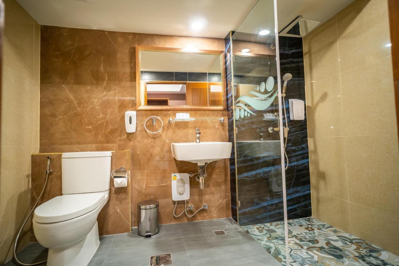Siri Nakornpink Chiang Mai Hotel Sha Plus Exterior photo