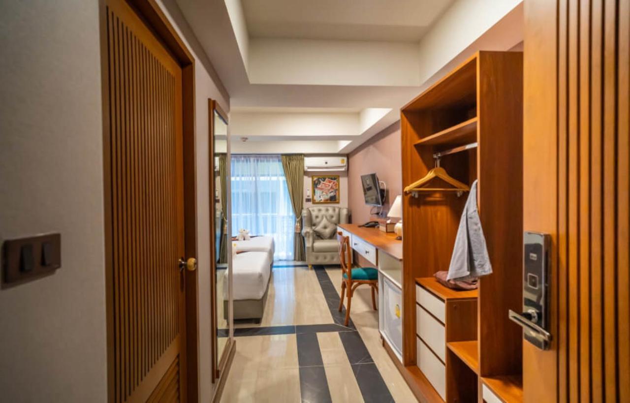 Siri Nakornpink Chiang Mai Hotel Sha Plus Exterior photo